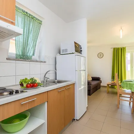 Mirica Appartamento Baška