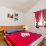 Mirica Apartamento Baška