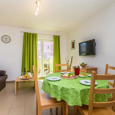 Mirica Apartman Baška